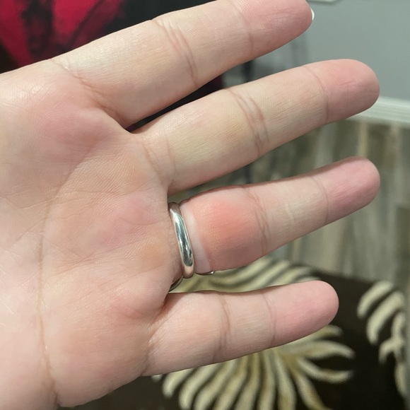 Ring - Picture 3 of 3